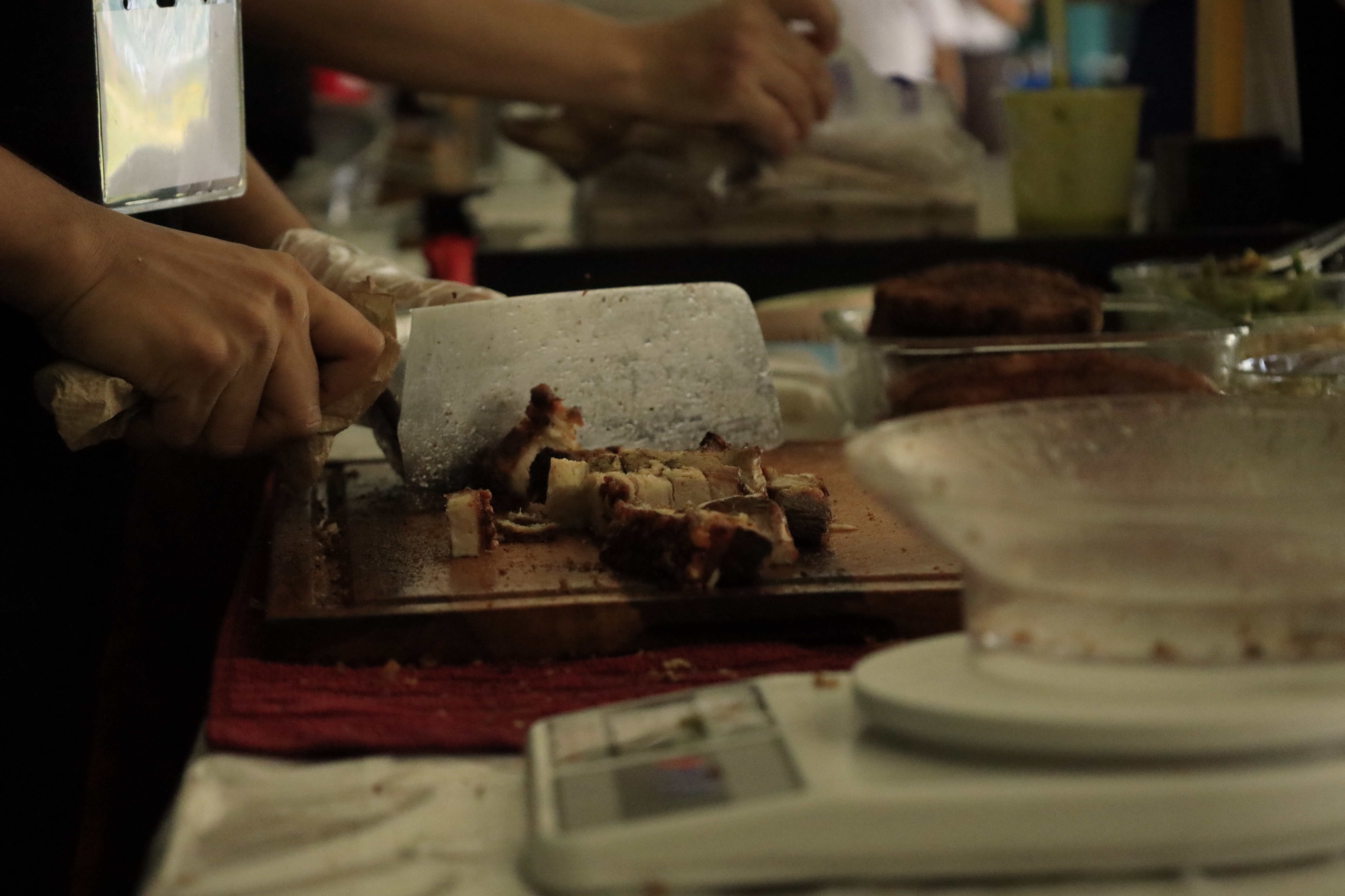 Cobaan daging babi tak bisa diabaikan